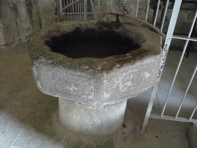 Baptistère